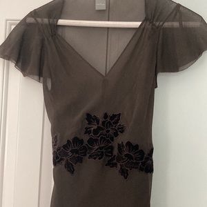 Silk Ann Taylor Top w velvet flowers in chocolate
